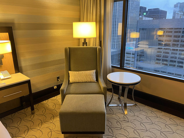 🏨 Classic Comfort at Hilton Toronto 🇨🇦