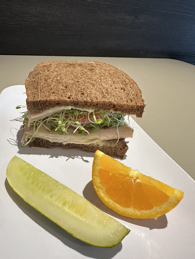 美西聖荷西簡單的食材熟食店，讓人有滿足感！