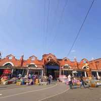 Colorful day at SS Hogg market&Howrah bridge