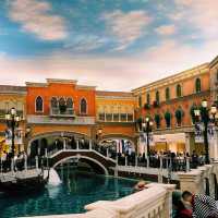 🚗 Ride-Sharing in Macau: The Smart Way to Explore the City of Contrasts 🏛️🎰