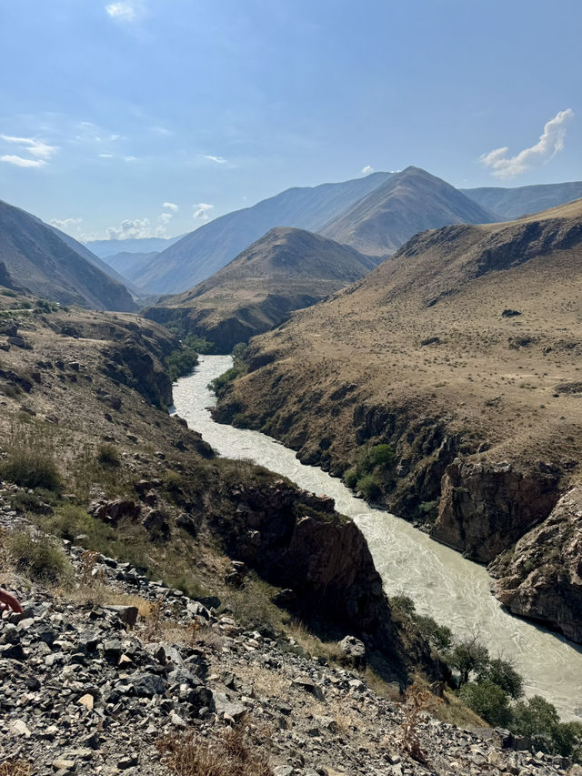 Discover Kyrgyzstan’s Hidden Wonders