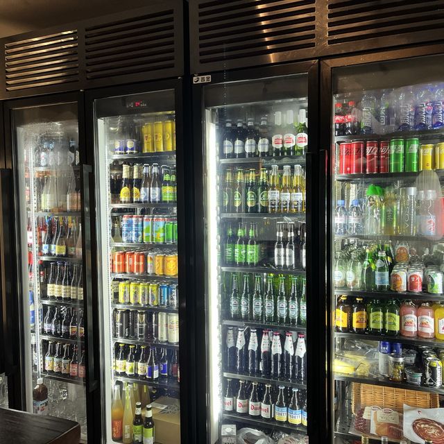 Shanghai cosy beer shops