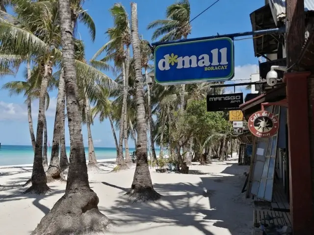 Outdoor Shopping Mall in Boracay🇵🇭