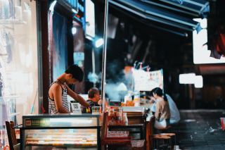 The night in Bazhong is also very beautiful