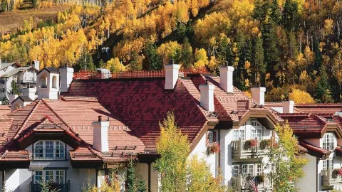 🏔️ รีสอร์ตสุดหรูของ Vail: จุดเด่นของโรงแรม Sonnenalp 🌟 — traveler post in เวล
