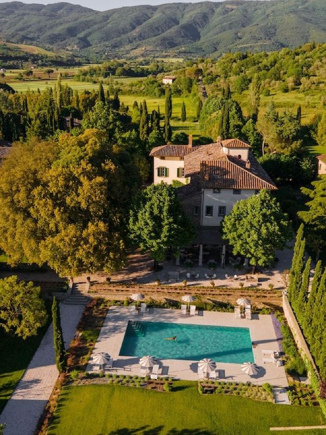 🌟 Tuscany Treasures: Villa di Piazzano Revealed 🏰✨