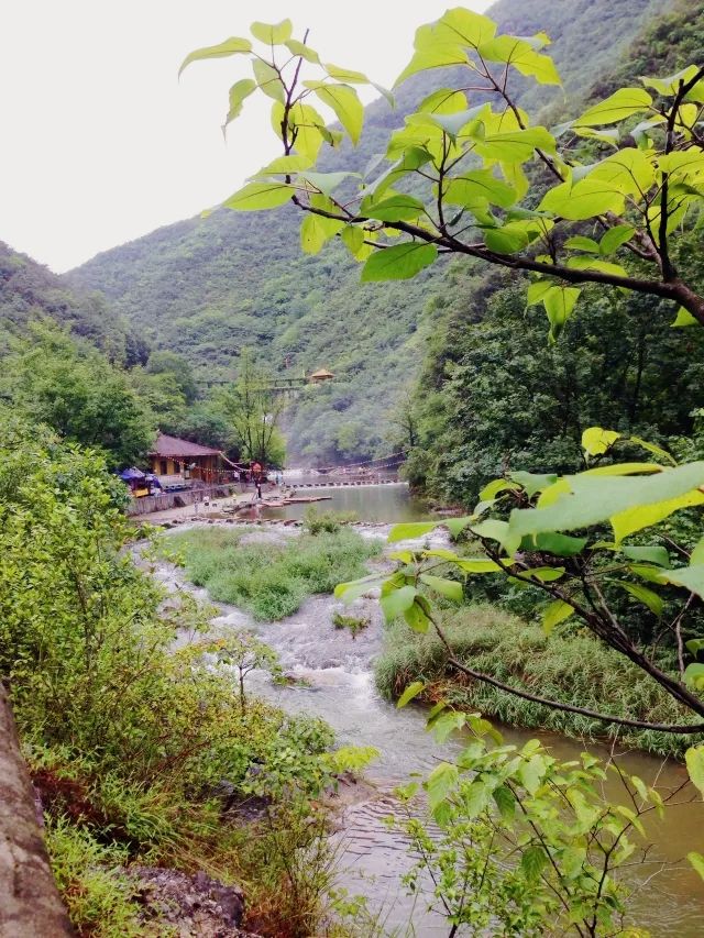 鄂西北的“九寨溝”--鄖西五龍河