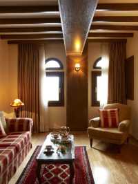 🌟 Ioannina's Finest Stays: Luxe & Lakeside Vibes 🌟