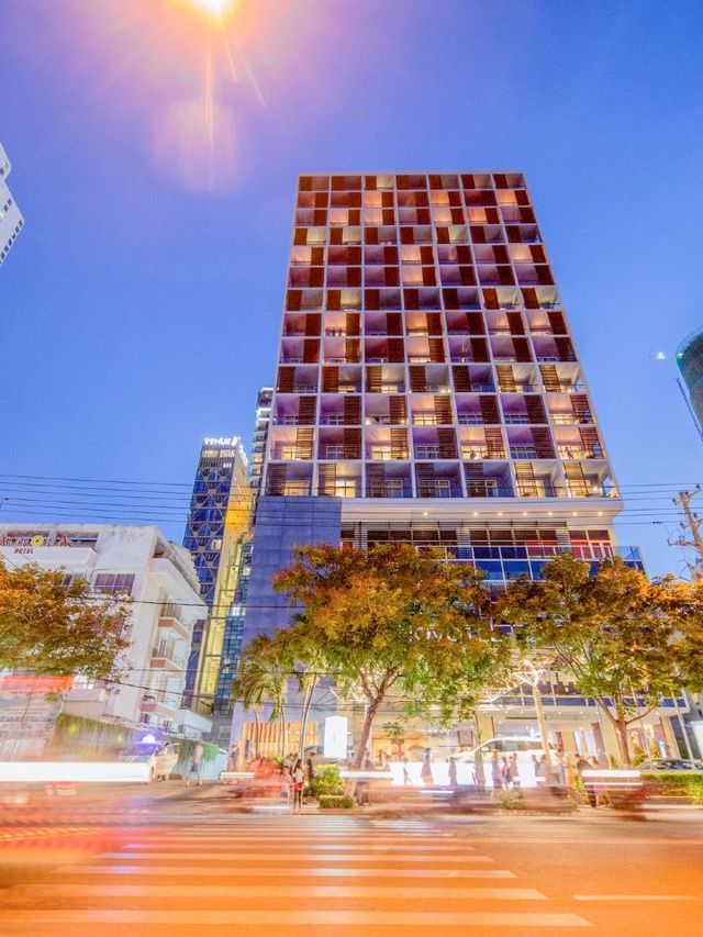 🌴 Nha Trang's Novotel: Sea Views & Serenity 🏖️