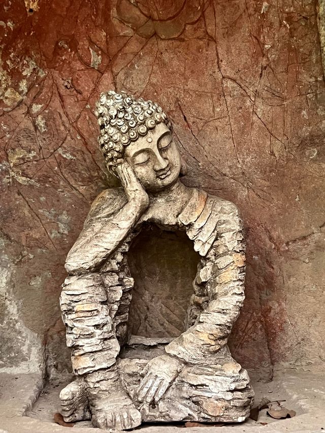 南京的棲霞古寺，一座承載著千年歷史的佛教聖地