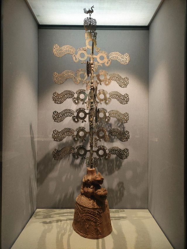 綿陽博物館搖錢樹專題展。