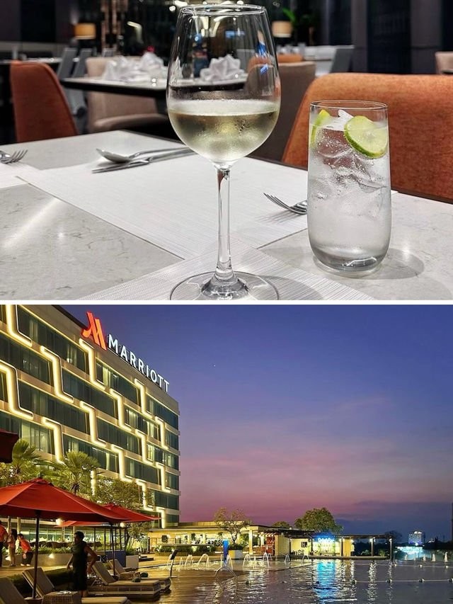 超棒的日惹萬豪酒店～泳池、SPA、週末燒烤自助晚餐都很不錯！。