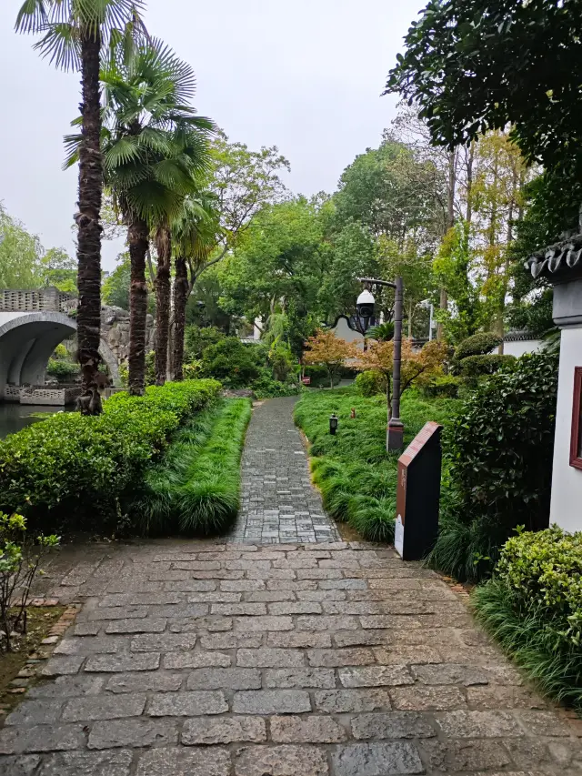 上海朱家角里的課植園