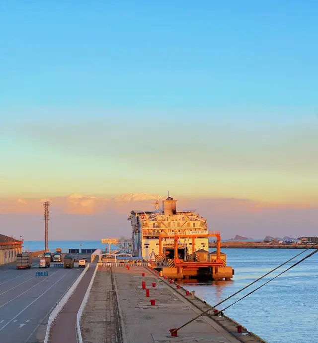 First Time Taking the Dalian-Yantai Ferry | Ticket Purchase and Boarding Guide