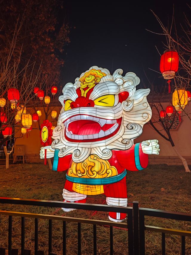 光影趵突：2025花燈夜遊記