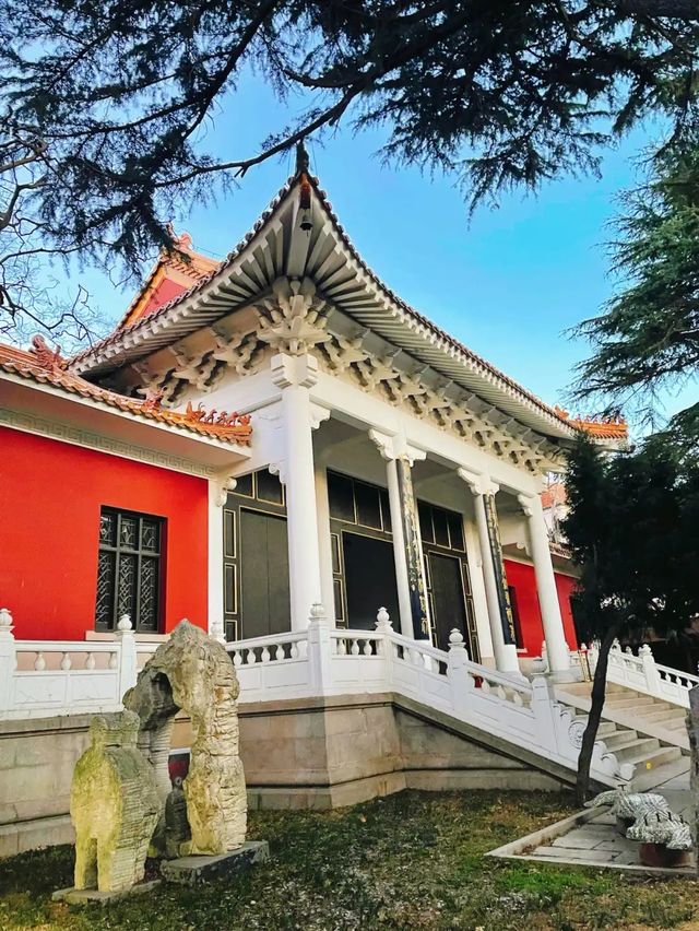 在美術館邂逅臘梅之美
