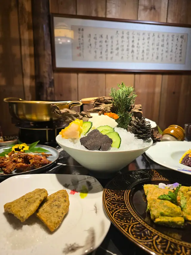 Tengchong | Hot Springs and Mountains