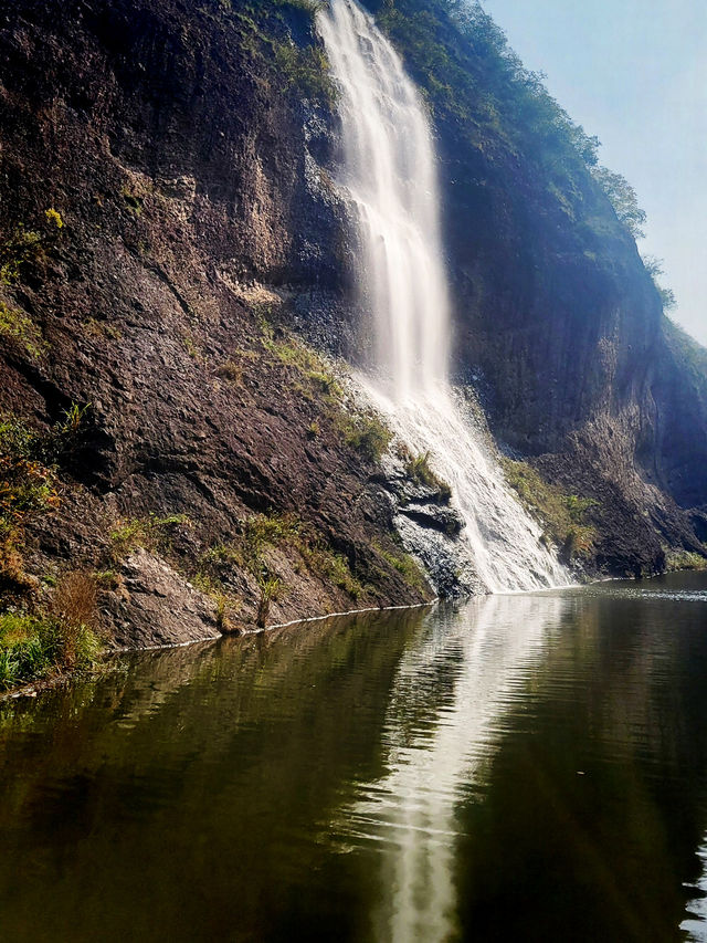 Don’t miss to see the Beauty of Dabie Mountain Scenic Valley