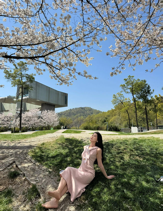 四方當代美術館｜人少景美！