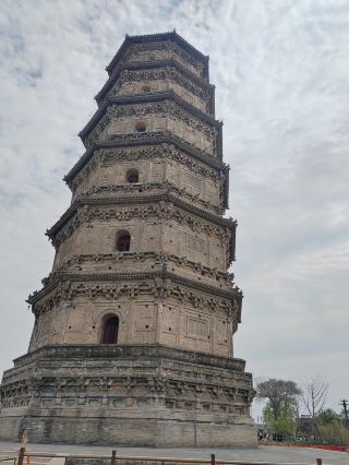You must visit Zhuozhou to see the millennium-old Liao Dynasty Twin Pagodas!