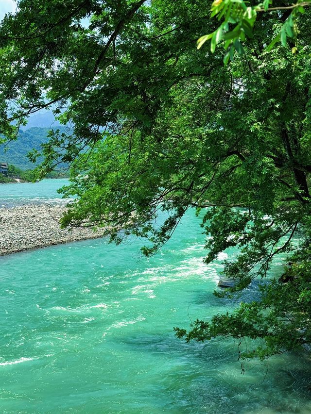 遇見連山帶水的山水間仙境