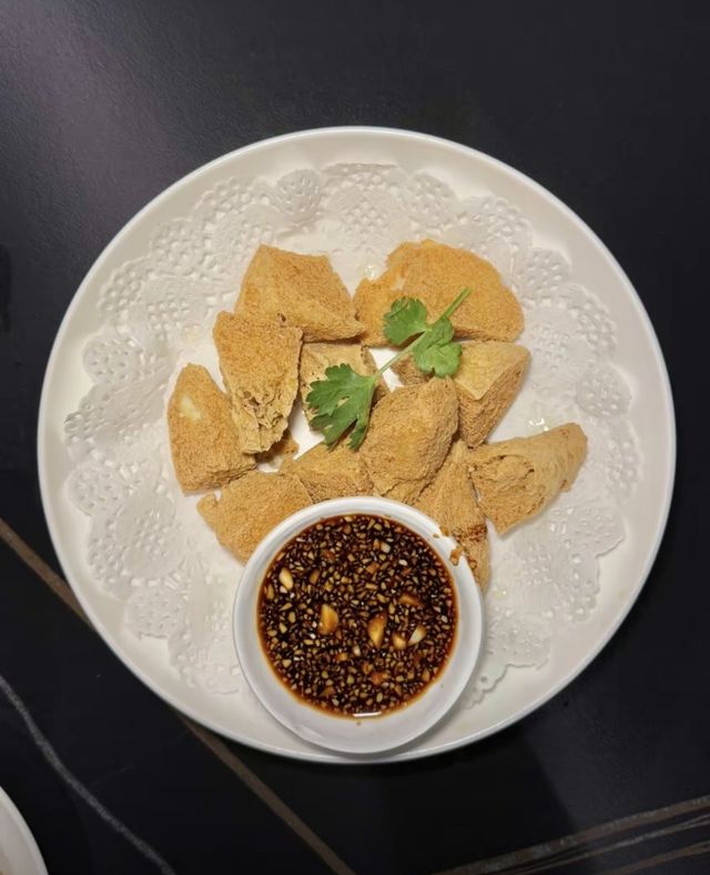 呢間私房菜，帶我一口穿越到美食天堂！