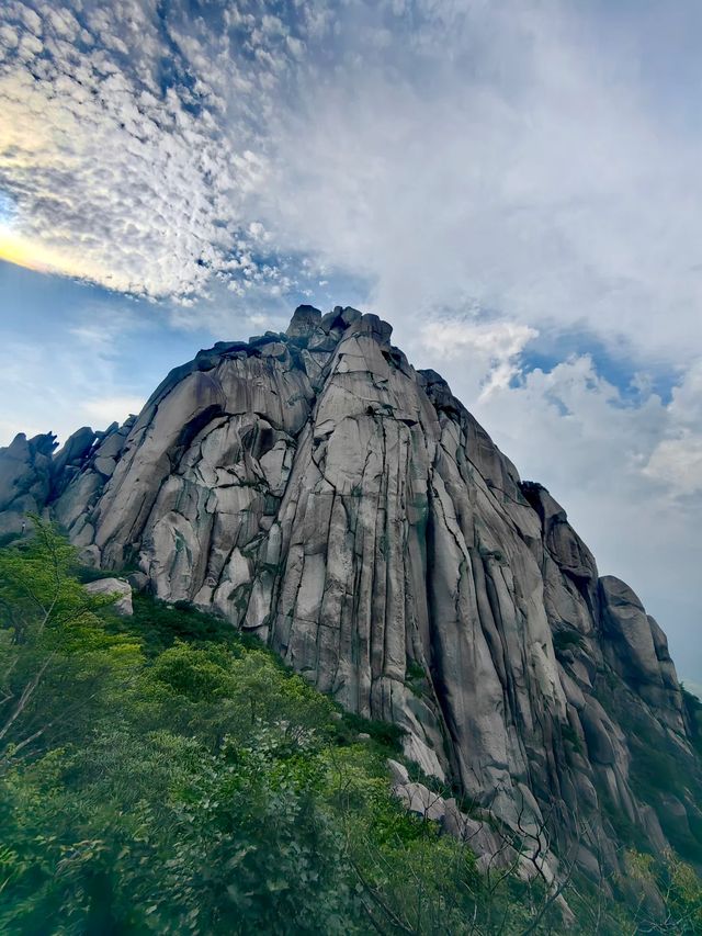 打工仔週末充電！23℃天柱山輕鬆行山，天然冷氣靠山風！