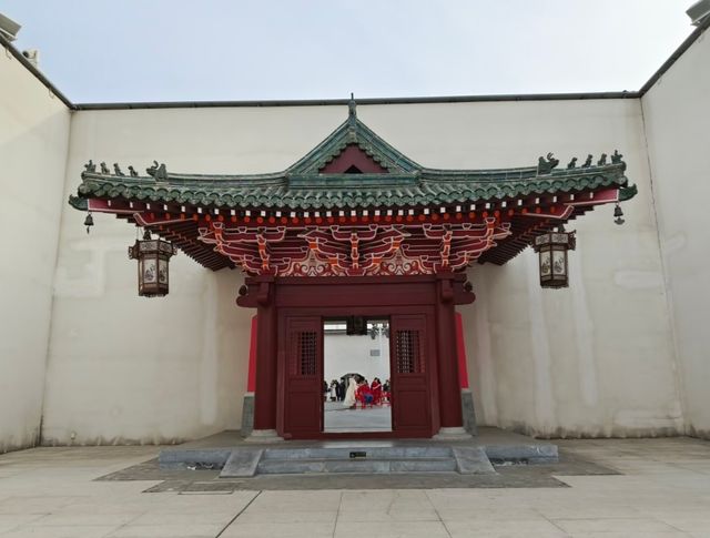 #廊坊只有紅樓夢戲劇幻城 北京1h 一夢入紅樓，廊坊尋幻城   當古老的文學經典遇上先鋒的戲劇藝術