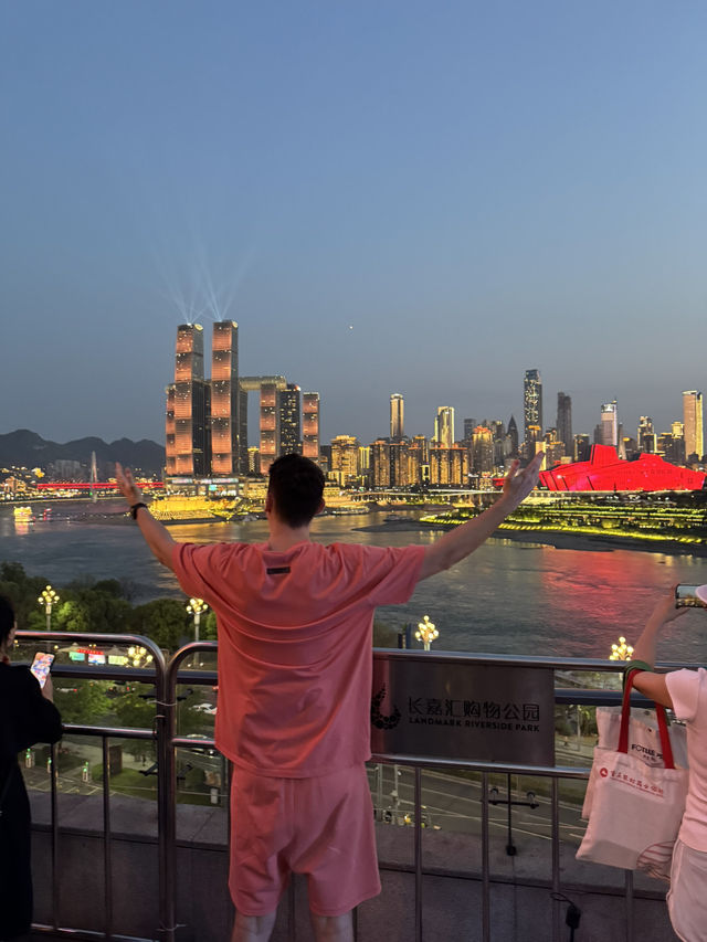 🚀 Witnessing Magic in the Sky: Chongqing’s Epic Drone Show! 🌆