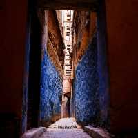 🌿 Fes Alleys – A Labyrinth of History and Life
