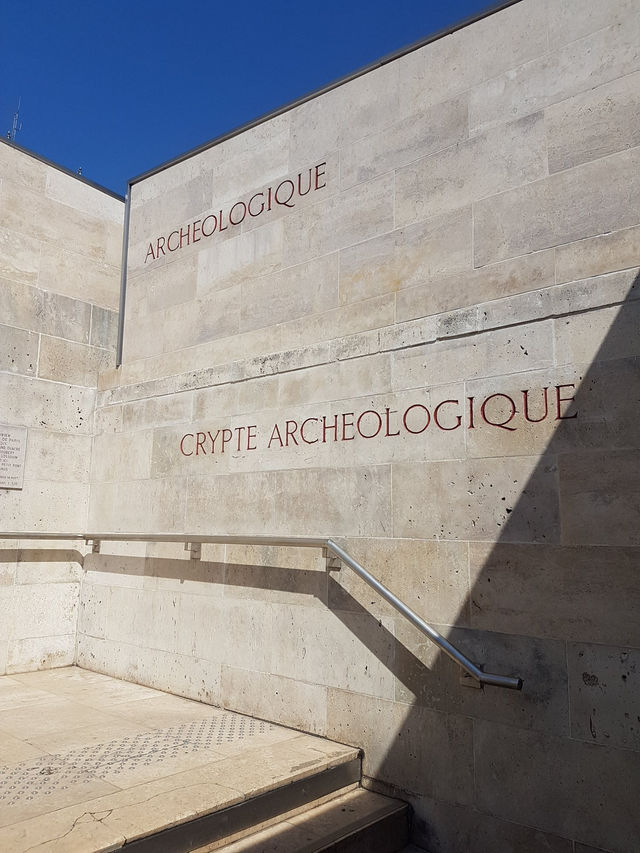 10 Cool and Quirky Things to Do in Paris! ✴️🗺