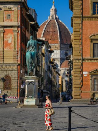 「これは私が座席を確保してこっそり訪れたフィレンツェ…」
