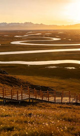  Bayinbuluke | The grassland of nine suns