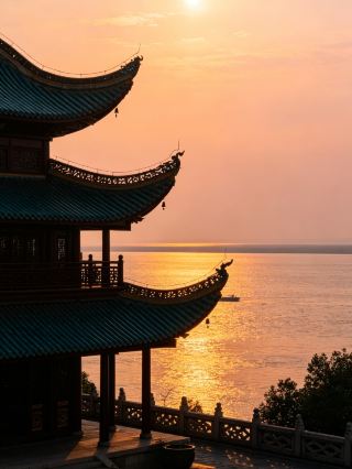 Các cổ động viên của Giải bóng đá Siêu hạng Hồ Nam hãy vui mừng! Xuất trình cuống vé xem trận đấu để được vào cửa miễn phí ba danh lam thắng cảnh chính ở Yueyang.