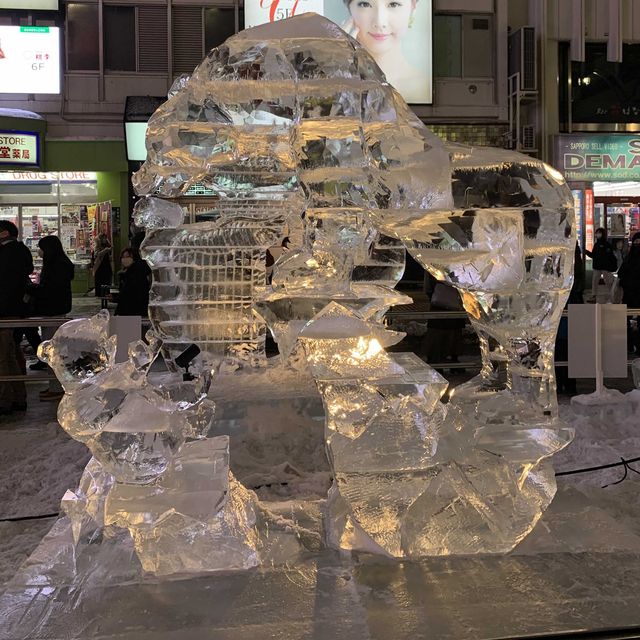 札幌　札幌観光　2023さっぽろ雪まつり　すすきの会場の氷像が芸術だった！