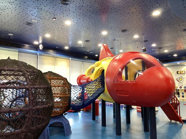 《🚀太空主題免費兒童遊戲室》