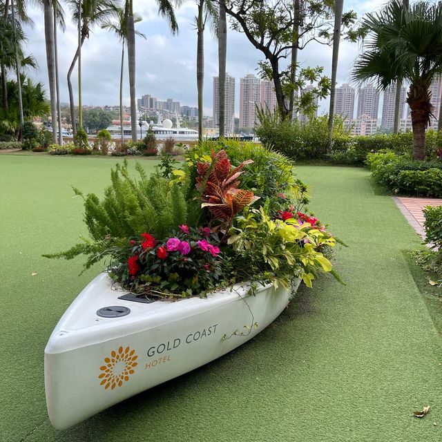  香港唯一親子海濱度假酒店，設備豪華齊全有泳池及兒童玩樂區。