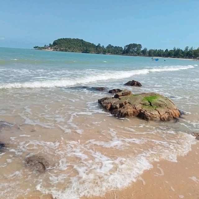 หาดหินงาม
