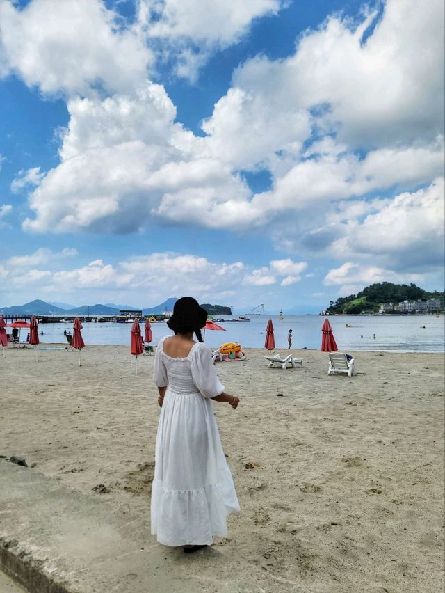 통영과도 가까운 한적한 해벽 사곡해수욕장🏖