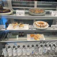 M.A.S Stay-at-cafe