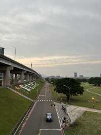 ไปพักผ่อนใจ ถ่ายรูปสวย ๆ ที่ New Taipei Park กัน