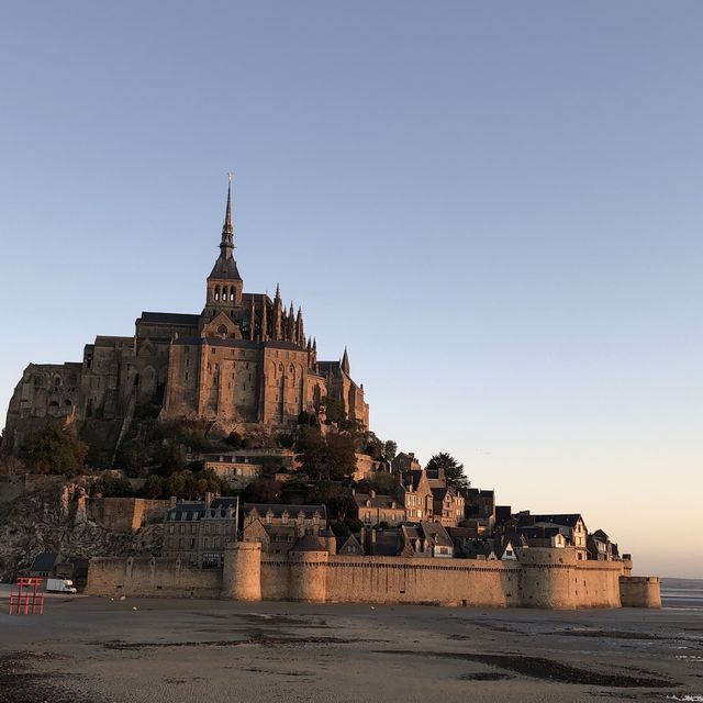 【フランス】泊まれる世界遺産！モン・サン・ミシェル