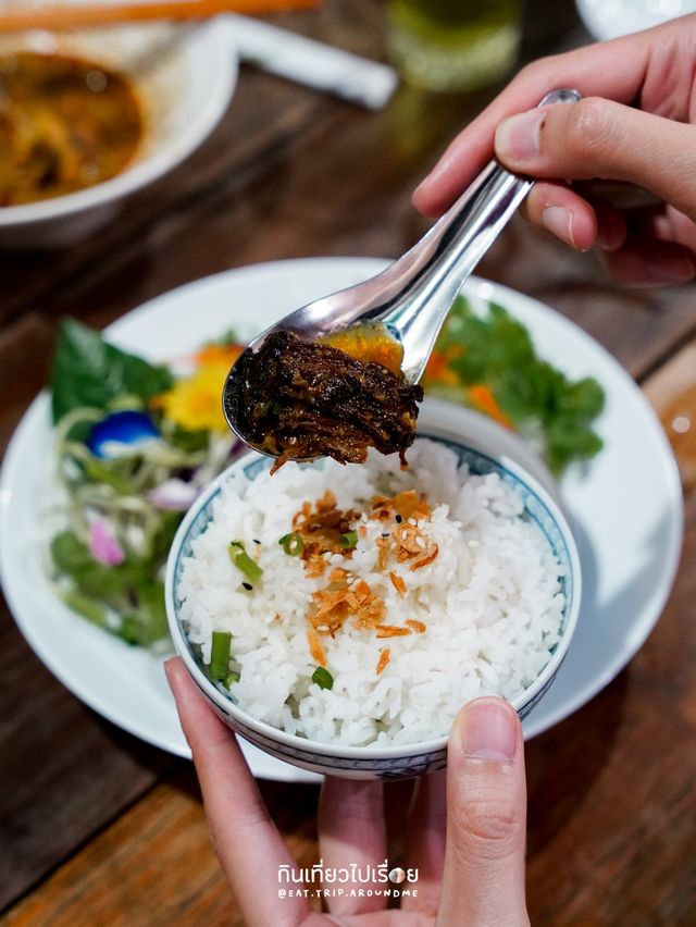🍜 ข้าวซอย 100 ปี สูตรตาหงษ์