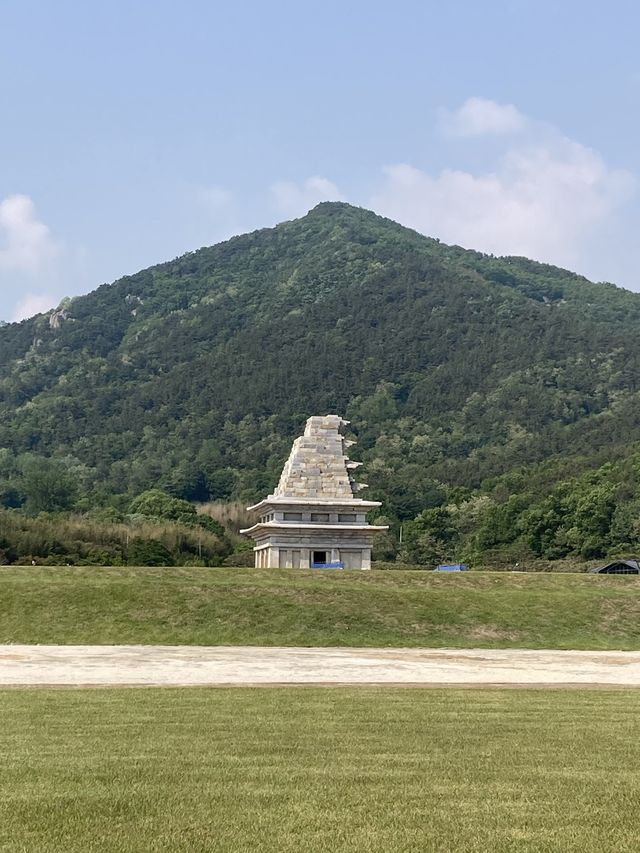 백제의 역사를 볼수있는 역사여행 ‘익산 미륵사지‘
