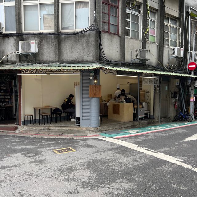 【台湾/台北】小籠包食べるならまずはここ！！「湯包洪」