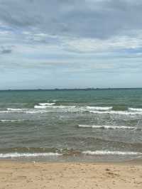 หาดแหลมเจริญ, ระยอง🌊🌿