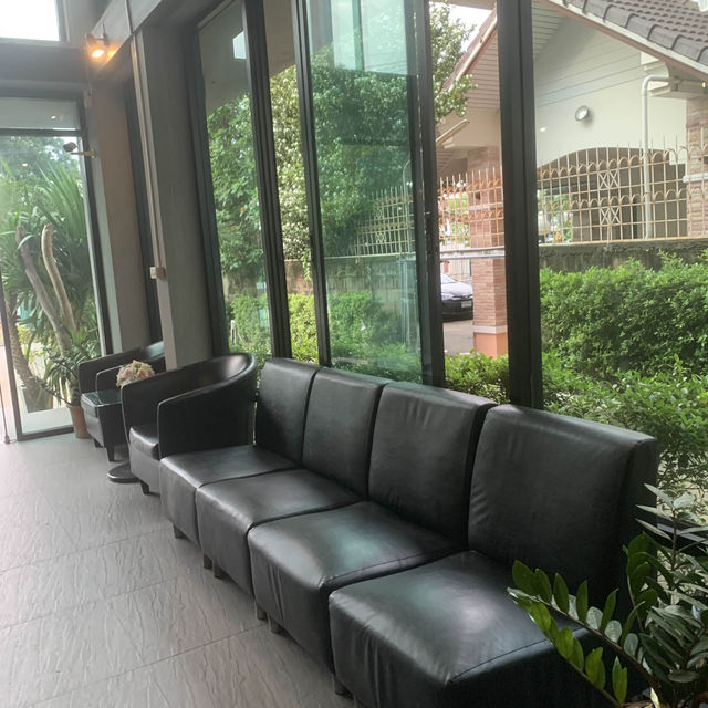 B2 Lampang City Boutique & Budget Hotel 