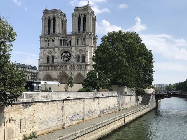 The Amazing Notre Dame