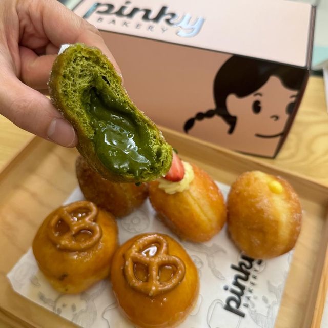 人氣網紅手工爆餡冬甩 🍩 @ Pinky Bakery 🧁