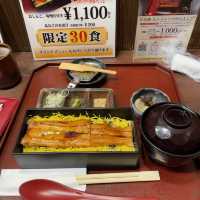 行列店！あなご専門店・玉ゐ😋